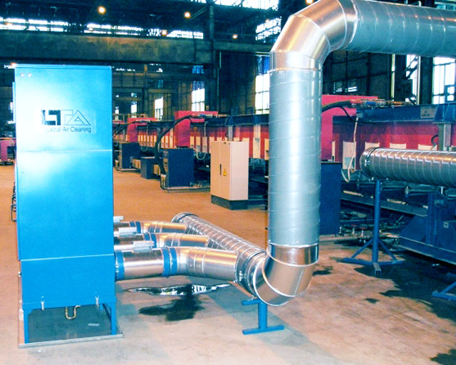 [Translate to Russisch:] 3 leistungsstarke Luftfilter AC 2000 solid